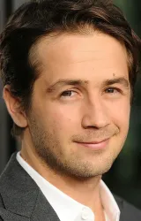 Майкл Ангарано